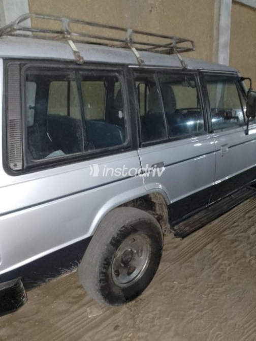 Mitsubishi Pajero 1990 Silver Manual Used for Sale in Cairo - 2