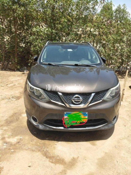 نيسان قشقاي 2016 برونزي أوتوماتيك مستعملة للبيع في القاهرة - 1
