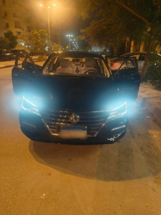 ام جى 5 2022 أسود أوتوماتيك مستعملة للبيع في الشروق