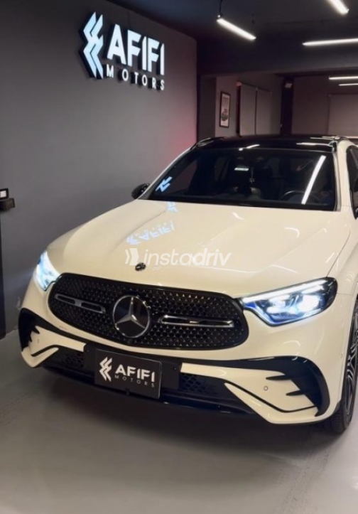 مرسيدس GLC 300 2023 أبيض أوتوماتيك مستعملة للبيع في القاهرة - 2