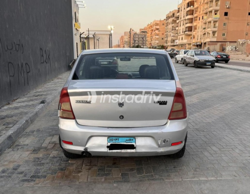 Renault Logan 2013 Silver Manual Used for Sale in Cairo - 1