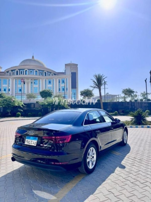 Audi A4 2016 Black Automatic Used for Sale in Heliopolis - 4