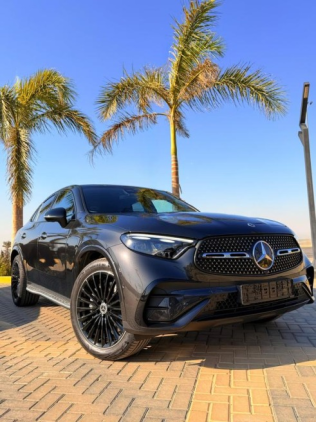 مرسيدس GLC 300 2025 أسود أوتوماتيك مستعملة للبيع في القاهرة