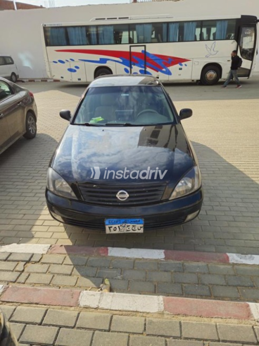 Nissan Sunny 2012 Black Automatic Used for Sale in Cairo - 1