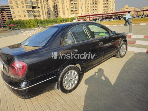 Nissan Sunny 2012 Black Automatic Used for Sale in Cairo - 4