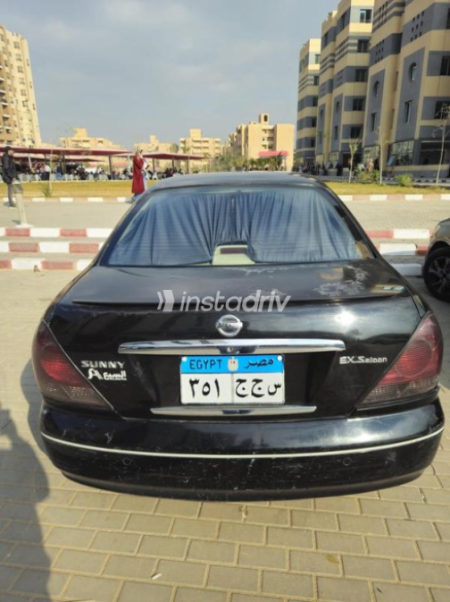 Nissan Sunny 2012 Black Automatic Used for Sale in Cairo - 5
