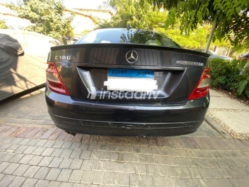 Mercedes C 180 2010 Petroleum Automatic Used for Sale in Cairo - 2