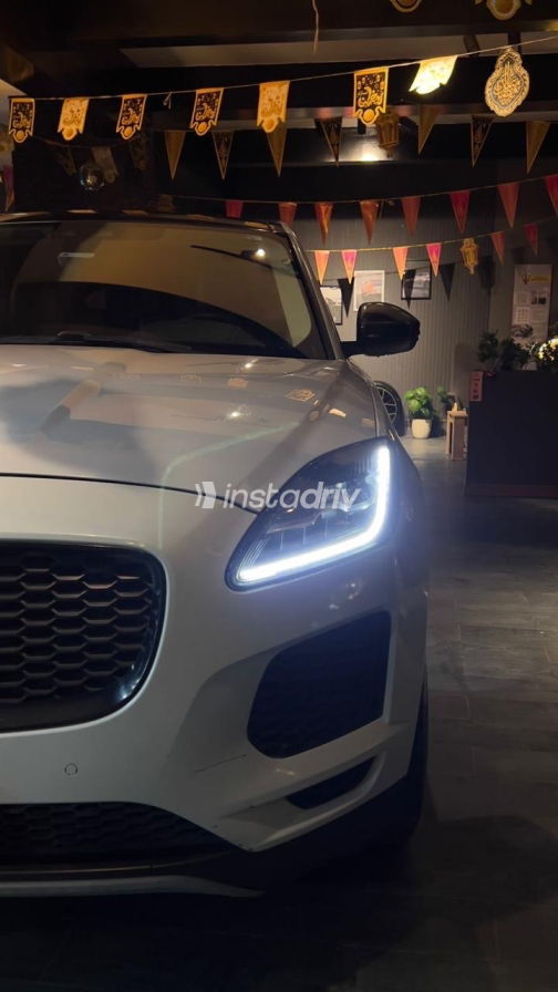 Jaguar E-pace 2020 White Automatic Used for Sale in Greater Cairo ( Cairo + Giza) - 5