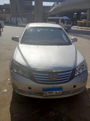 جيلي امجراند 7 2015 فضي أوتوماتيك مستعملة للبيع في الجيزة