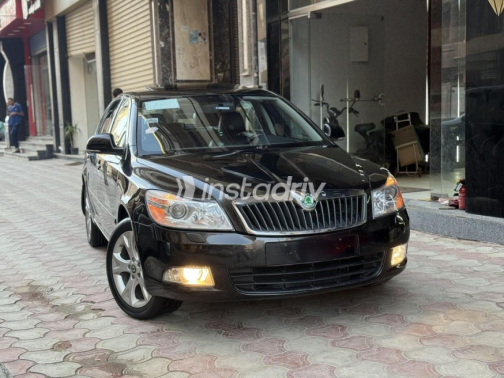 Skoda Octavia 2010 Black Automatic Used for Sale in Greater Cairo ( Cairo + Giza) - 2