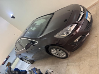 Opel Astra 2017 Eggplant Automatic Used for Sale in Helwan