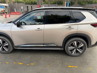 Nissan XTrail 2023 Champagne Automatic Used for Sale in Greater Cairo ( Cairo + Giza)