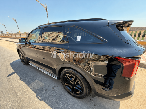 Kia Sorento 2025 Black Automatic Used for Sale in Greater Cairo ( Cairo + Giza) - 3
