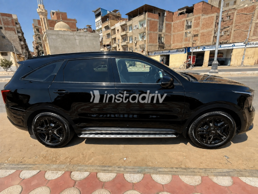 Kia Sorento 2025 Black Automatic Used for Sale in Greater Cairo ( Cairo + Giza) - 5