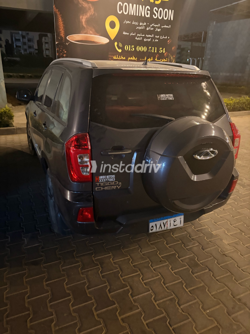 Chery Tiggo 3 2023 Dark Gray CVT Used for Sale in Greater Cairo ( Cairo + Giza) - 3