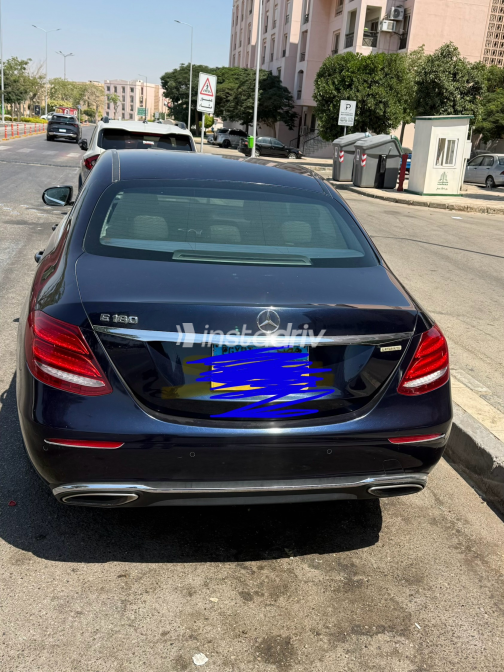 مرسيدس E 180 2019 أزرق أوتوماتيك مستعملة للبيع في القاهرة الكبرى ( القاهرة - الجيزة) - 2
