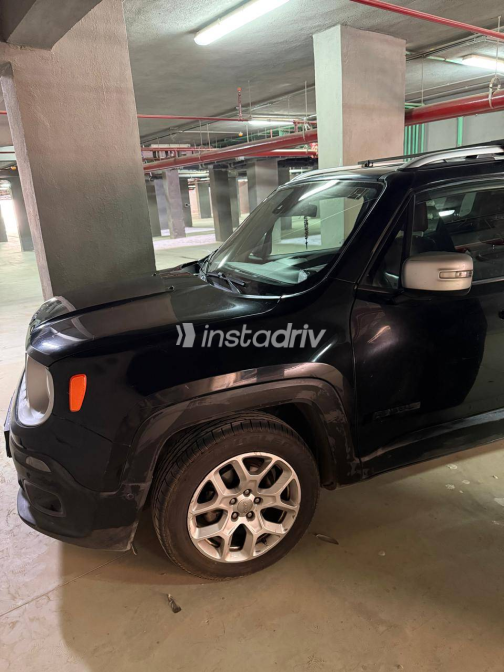 Jeep Renegade 2017 Black Automatic Used for Sale in Greater Cairo ( Cairo + Giza) - 7