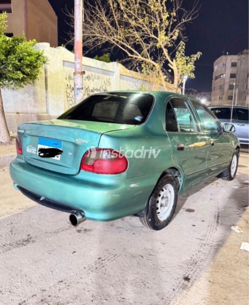 Hyundai Accent 2000 Green Manual Used for Sale in Kafr el-Sheikh - 3