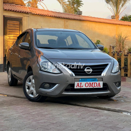 Nissan Sunny 2022 Champagne Automatic Used for Sale in Greater Cairo ( Cairo + Giza) - 7