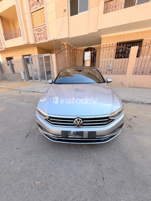 Volkswagen Passat 2021 Gray Automatic Used for Sale in Greater Cairo ( Cairo + Giza) - 4