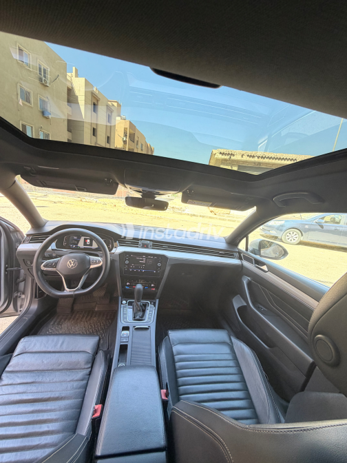 Volkswagen Passat 2021 Gray Automatic Used for Sale in Greater Cairo ( Cairo + Giza) - 9