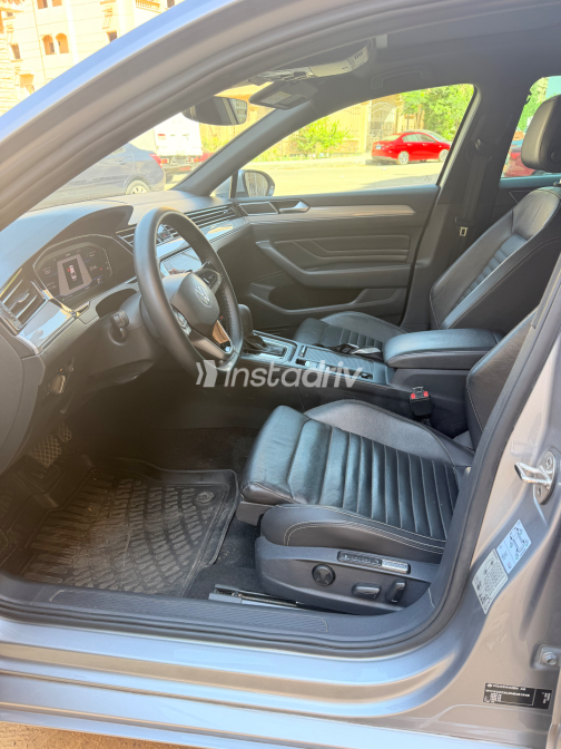Volkswagen Passat 2021 Gray Automatic Used for Sale in Greater Cairo ( Cairo + Giza) - 10
