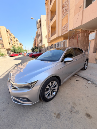 Volkswagen Passat 2021 Gray Automatic Used for Sale in Greater Cairo ( Cairo + Giza)
