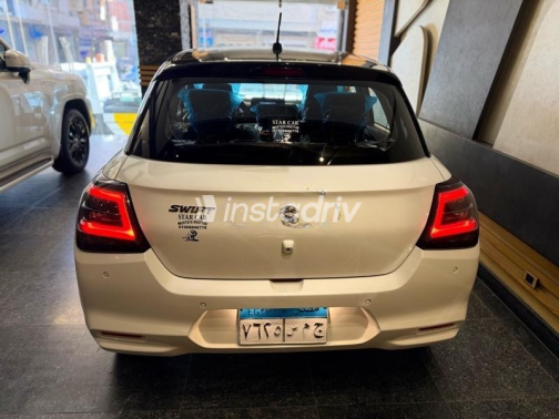Suzuki Swift 2026 White Automatic Used for Sale in Sheikh Zayed City - 10