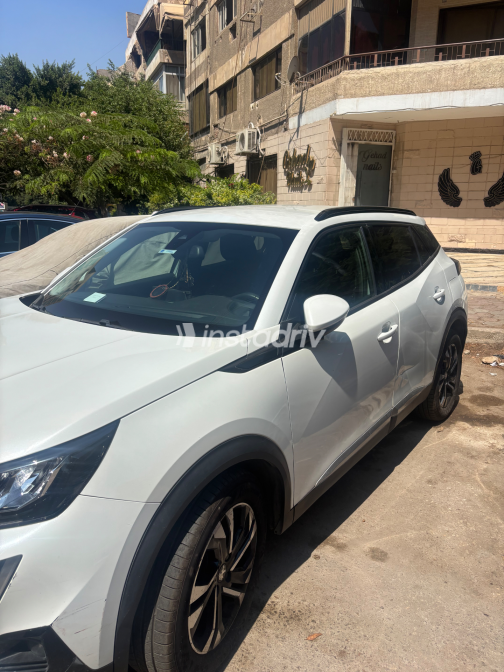 Peugeot 2008 2021 White Automatic Used for Sale in Greater Cairo ( Cairo + Giza) - 3