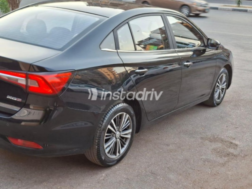 ام جى 5 2024 أسود أوتوماتيك مستعملة للبيع في مصر الجديدة - 4