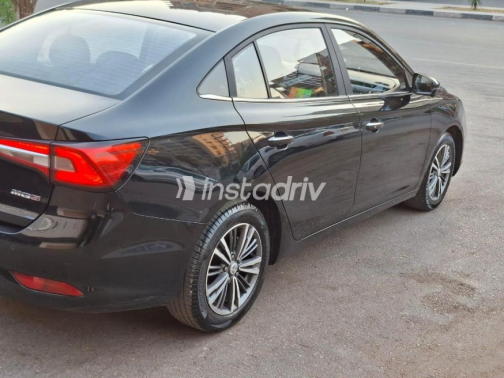 ام جى 5 2024 أسود أوتوماتيك مستعملة للبيع في مصر الجديدة - 5