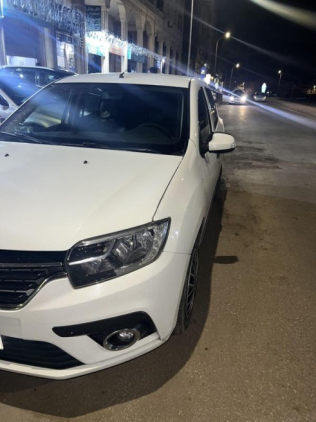 Renault Logan 2022 White Automatic Used for Sale in Damietta
