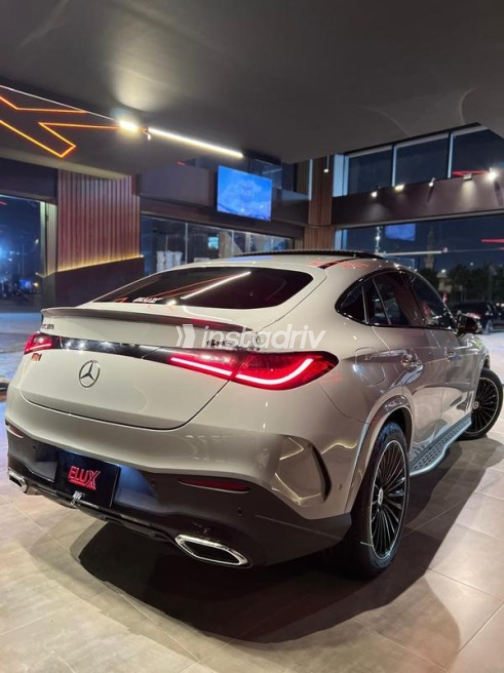 Mercedes GLC 300 2025 White Automatic Used for Sale in Sheikh Zayed City - 4