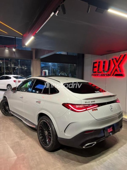 Mercedes GLC 300 2025 White Automatic Used for Sale in Sheikh Zayed City - 5