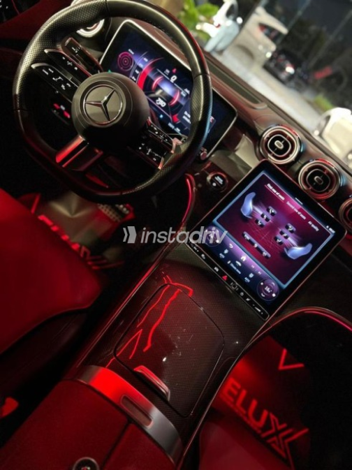 Mercedes GLC 300 2025 White Automatic Used for Sale in Sheikh Zayed City - 9