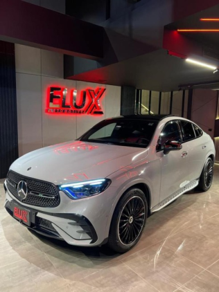 Mercedes GLC 300 2025 White Automatic Used for Sale in Sheikh Zayed City
