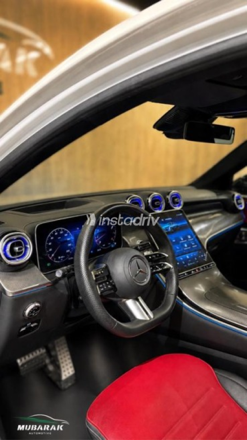 Mercedes GLC 300 2025 White Automatic Used for Sale in Cairo - 3