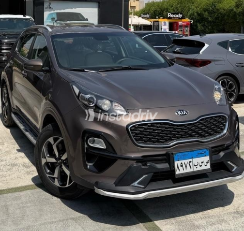 Kia Sportage 2020 White Automatic Used for Sale in Sheikh Zayed City - 1