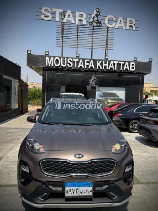 Kia Sportage 2020 White Automatic Used for Sale in Sheikh Zayed City - 3