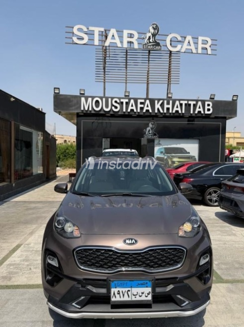 Kia Sportage 2020 White Automatic Used for Sale in Sheikh Zayed City - 6