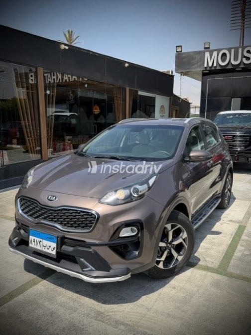 Kia Sportage 2020 White Automatic Used for Sale in Sheikh Zayed City - 9