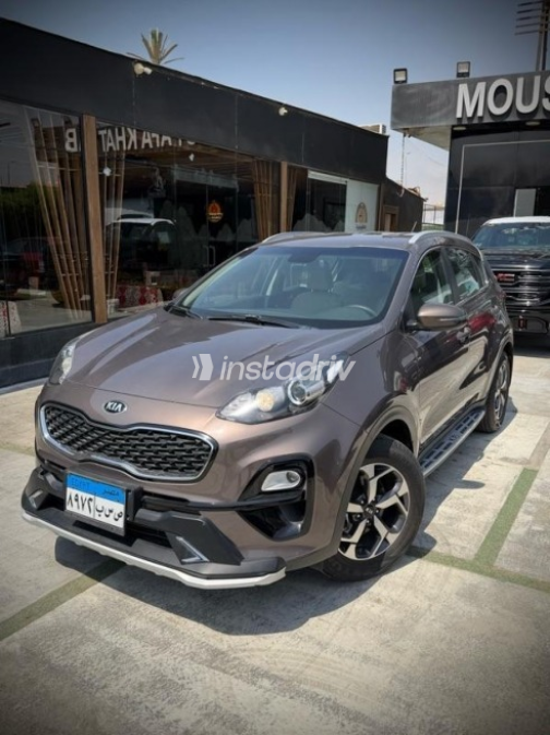Kia Sportage 2020 White Automatic Used for Sale in Sheikh Zayed City - 10
