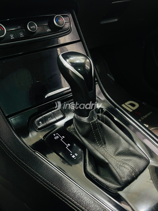 Opel Grandland 2020 White Automatic Used for Sale in Greater Cairo ( Cairo + Giza) - 3