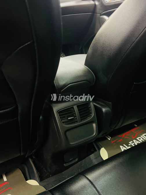 Opel Grandland 2020 White Automatic Used for Sale in Greater Cairo ( Cairo + Giza) - 5