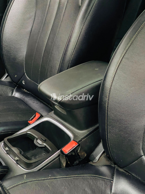 Opel Grandland 2020 White Automatic Used for Sale in Greater Cairo ( Cairo + Giza) - 10