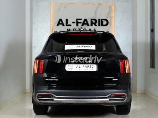 Kia Sorento 2023 Black Automatic Used for Sale in Greater Cairo ( Cairo + Giza) - 3