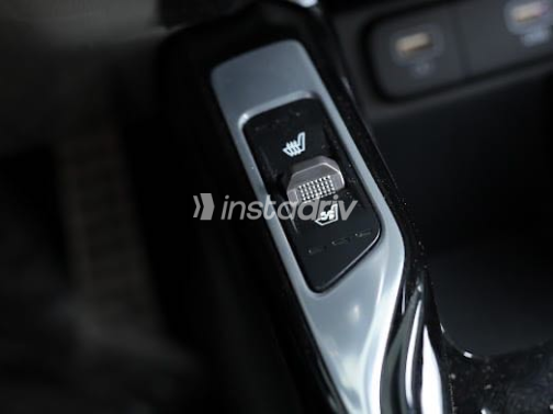 Kia Sorento 2023 Black Automatic Used for Sale in Greater Cairo ( Cairo + Giza) - 9