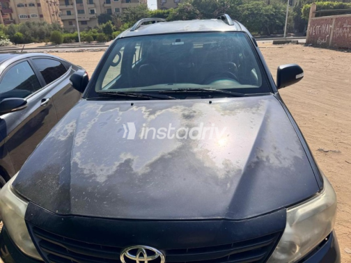 Toyota Fortuner 2013 Dark Gray Automatic Used for Sale in 6 October - 3