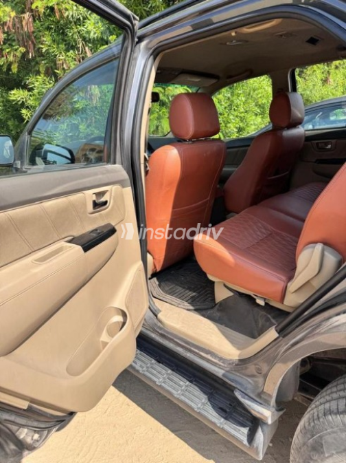 Toyota Fortuner 2013 Dark Gray Automatic Used for Sale in 6 October - 5