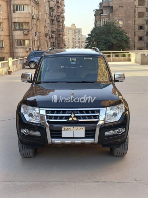 Mitsubishi Pajero 2020 Black Automatic Used for Sale in Dokki - 2